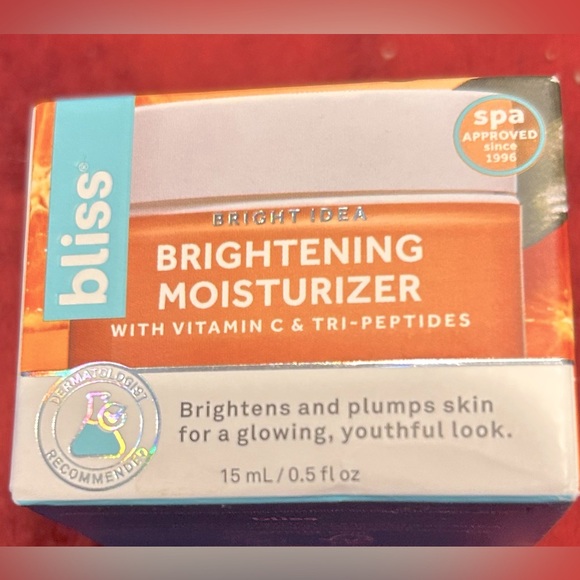 NWT- Bliss Brightening Moisturizer. 15 ML - Picture 1 of 5
